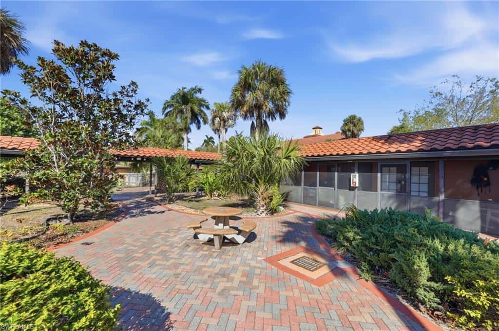 25000 Tamiami Trl #d152, Naples, photo 17