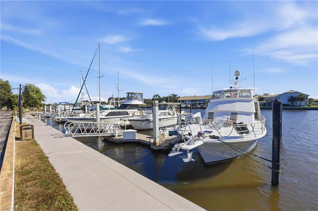 25000 Tamiami Trl #d152, Naples, photo 16