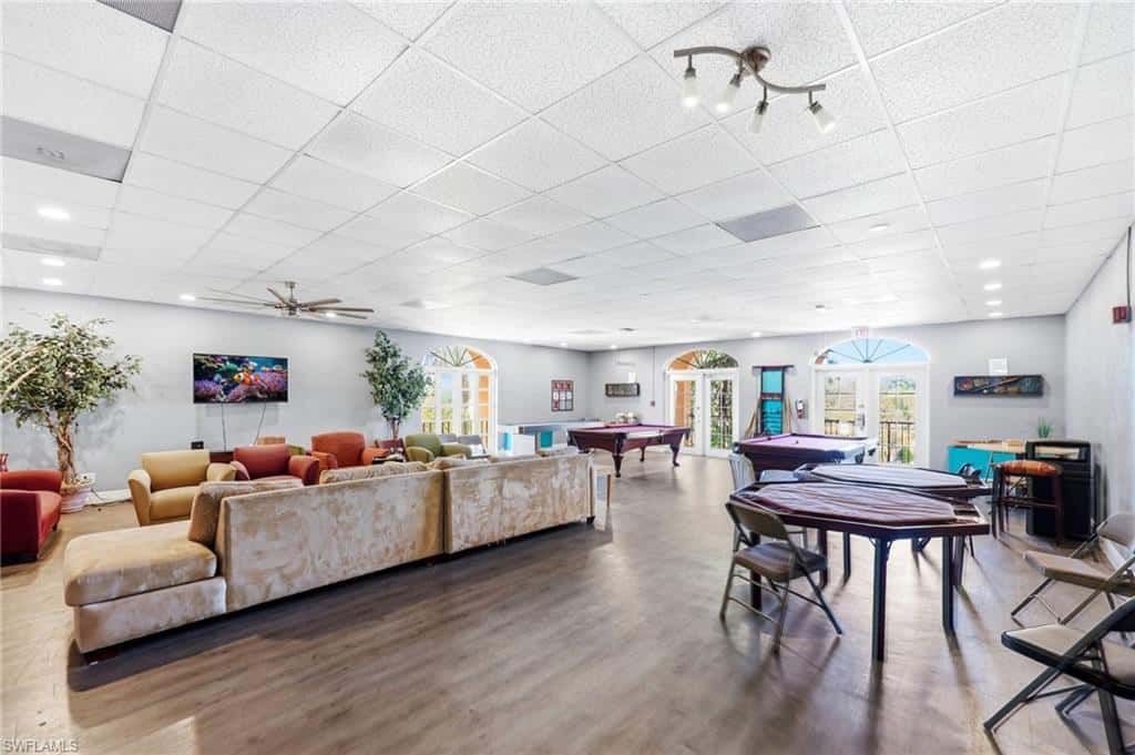 25000 Tamiami Trl #d152, Naples, photo 22