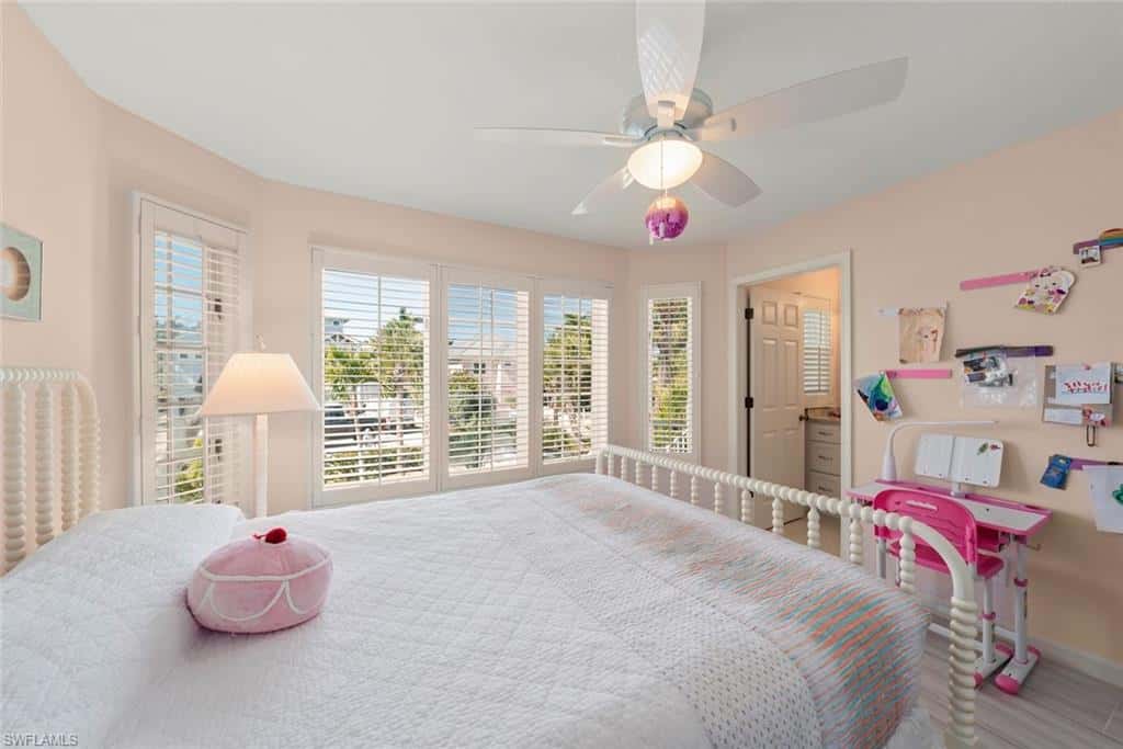 1360 Jamaica Dr, Sanibel, photo 12