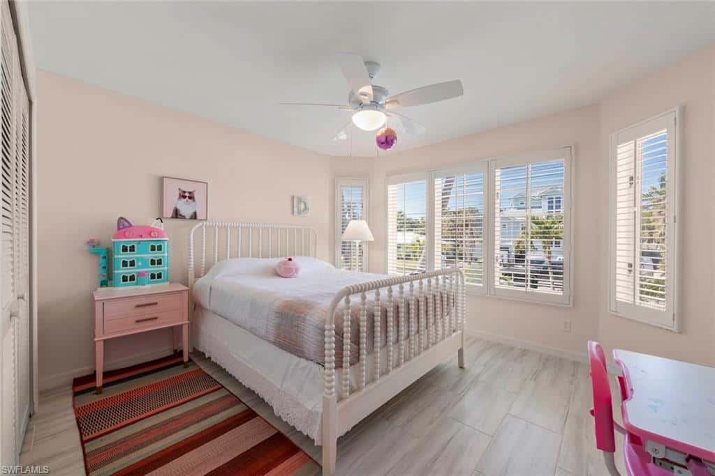 1360 Jamaica Dr, Sanibel, photo 11