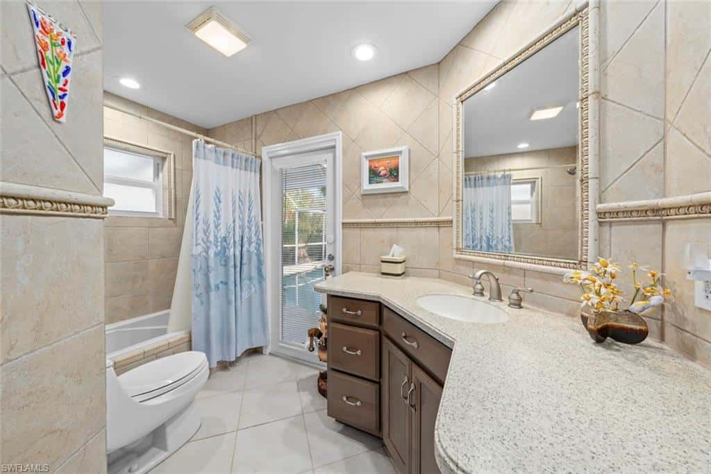 1056 Yachtsman Dr, Sanibel, photo 16