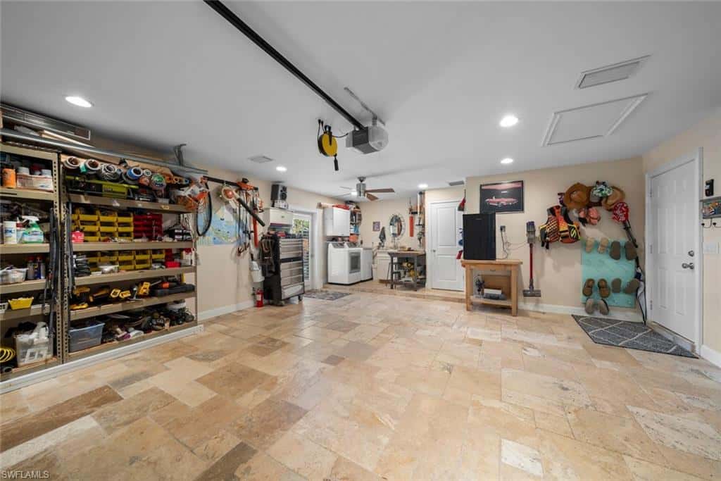 1056 Yachtsman Dr, Sanibel, photo 21