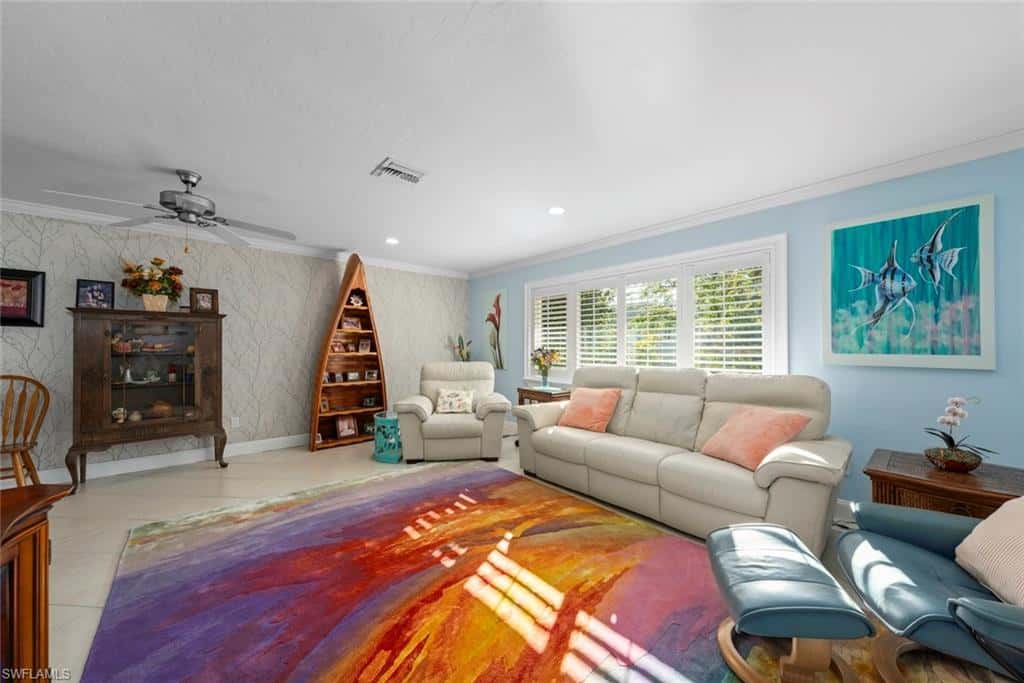 1056 Yachtsman Dr, Sanibel, photo 4