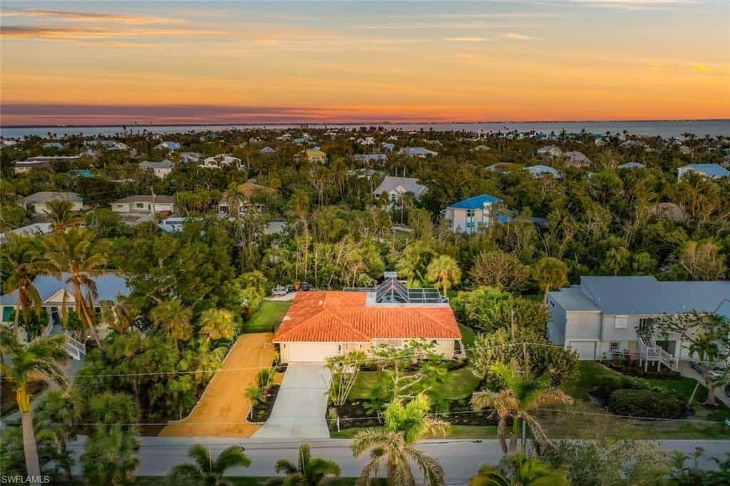 1056 Yachtsman Dr, Sanibel, photo 30