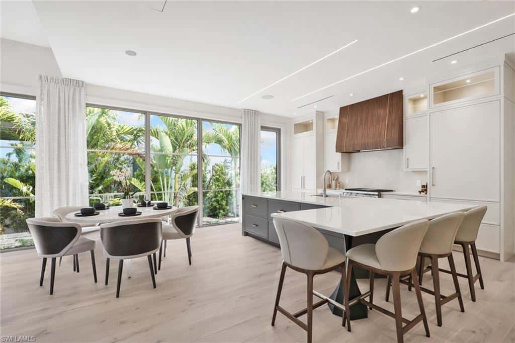 3724 Grove Cir, Naples, photo 6