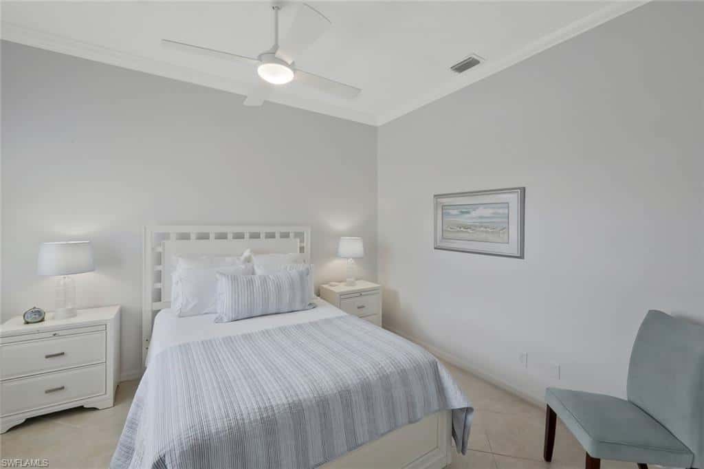 5095 Yacht Harbor Dr #203, Naples, photo 16