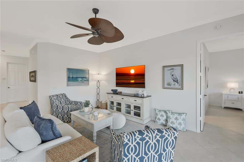 5095 Yacht Harbor Dr #203, Naples, photo 7