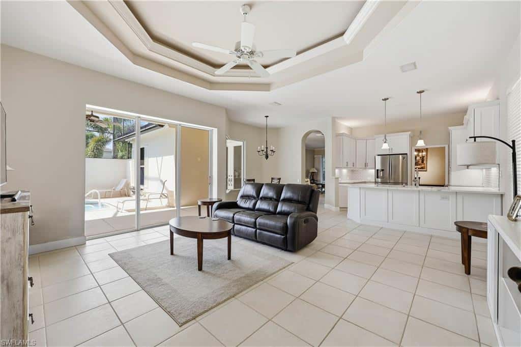 9227 Troon Lakes Dr, Naples, photo 17