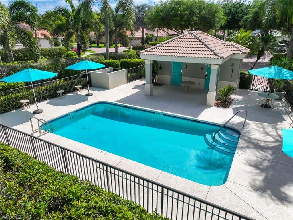 9227 Troon Lakes Dr, Naples, photo 43