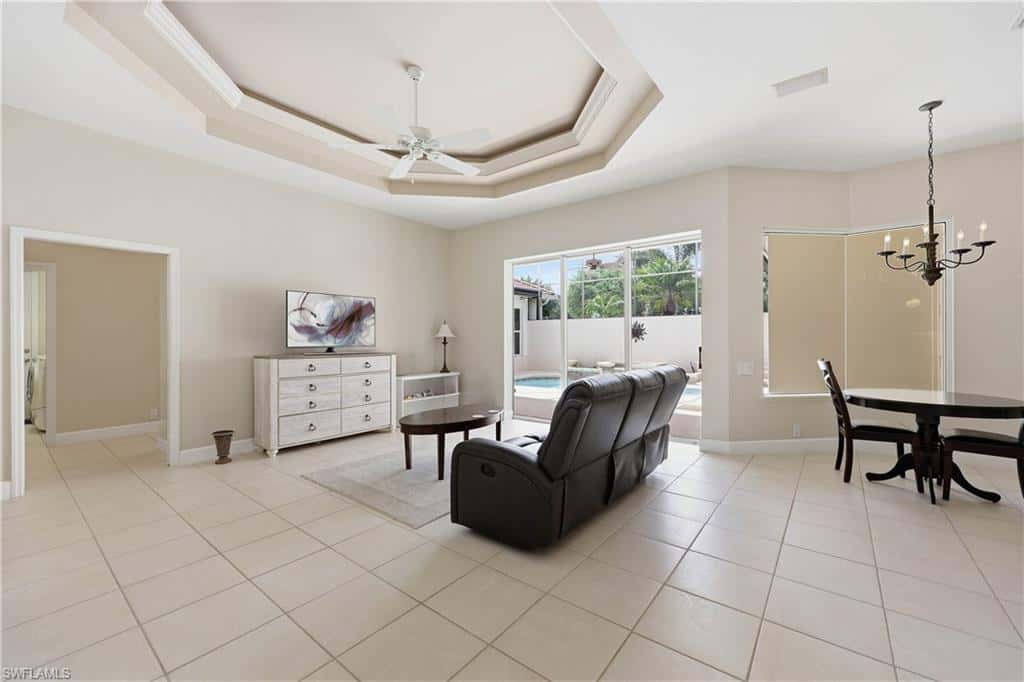 9227 Troon Lakes Dr, Naples, photo 16