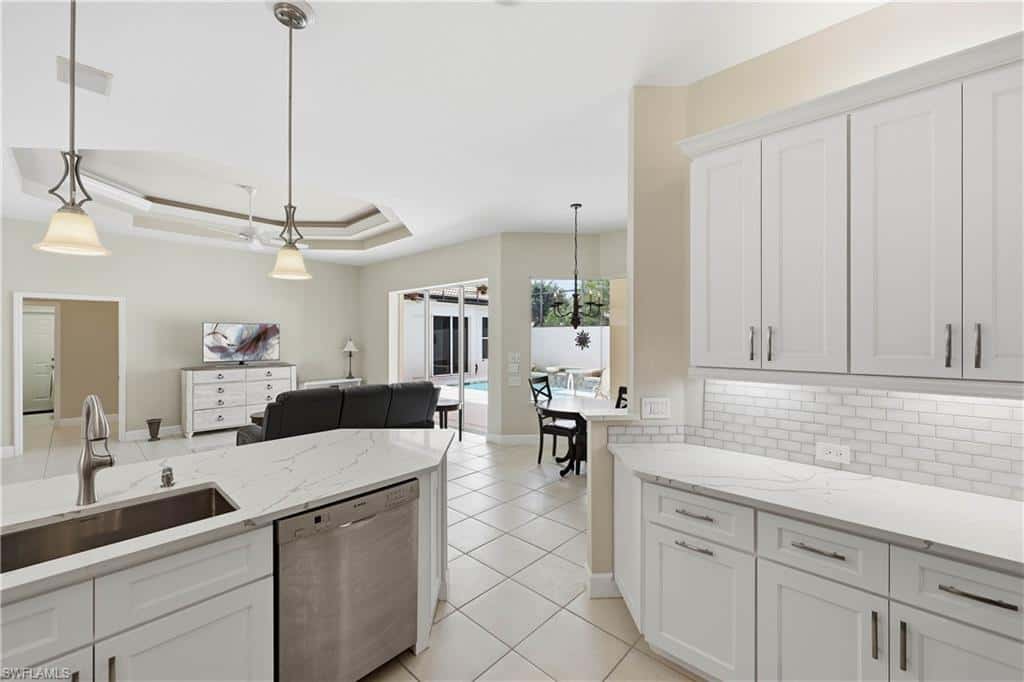 9227 Troon Lakes Dr, Naples, photo 20