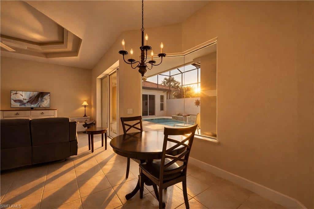 9227 Troon Lakes Dr, Naples, photo 4