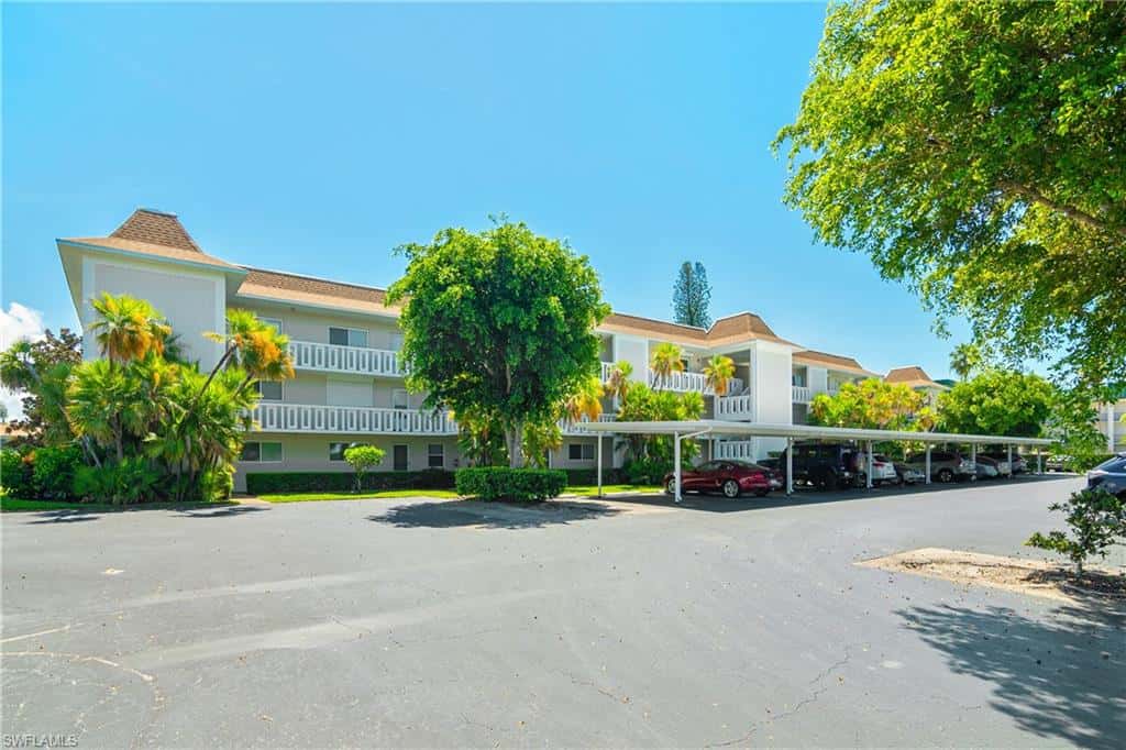 3100 Binnacle Dr #104, Naples, photo 15