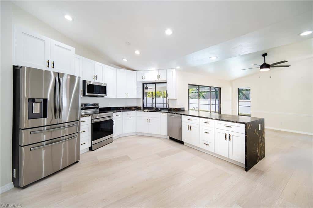 10731 Regent Cir, Naples, photo 15