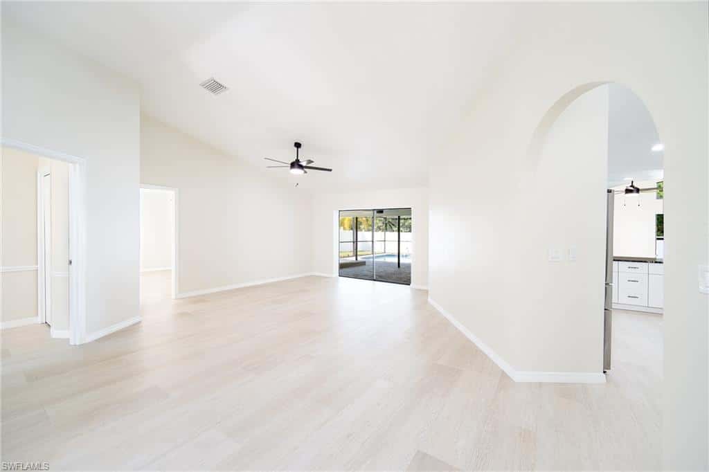 10731 Regent Cir, Naples, photo 11