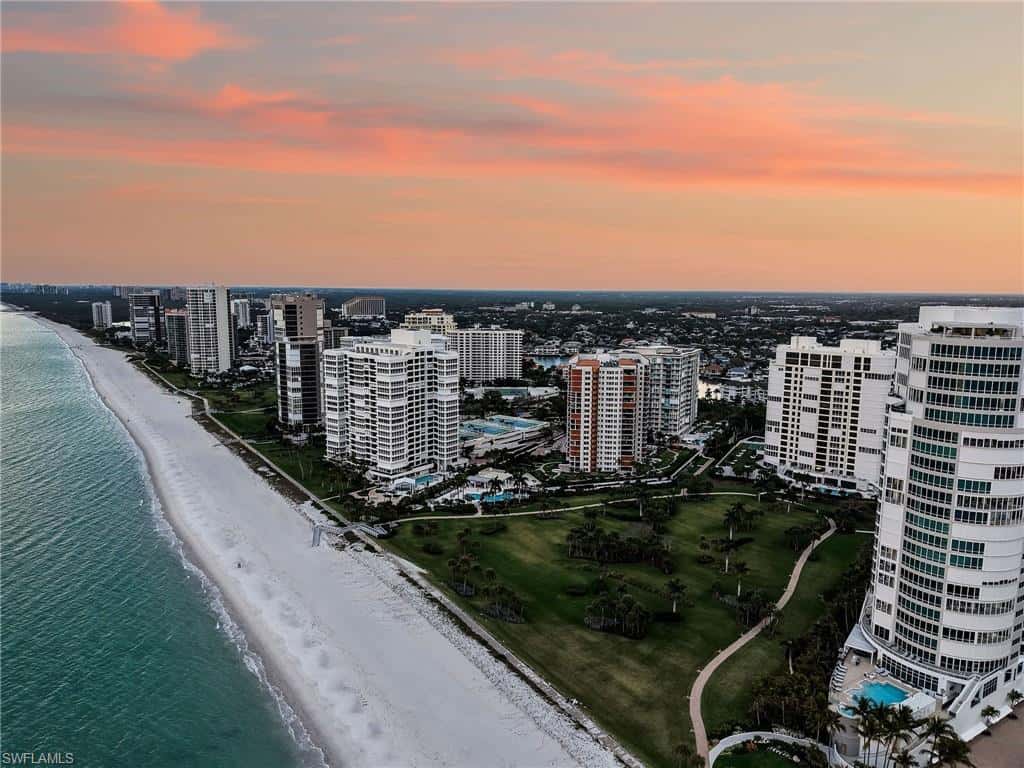 4251 Gulf Shore Blvd #6c, Naples, photo 34