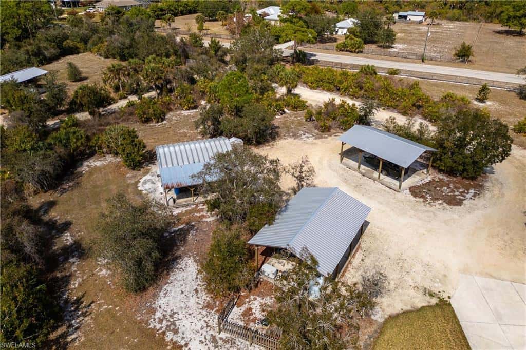 22800 River Rd, Alva, photo 46