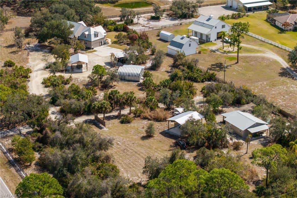 22800 River Rd, Alva, photo 47