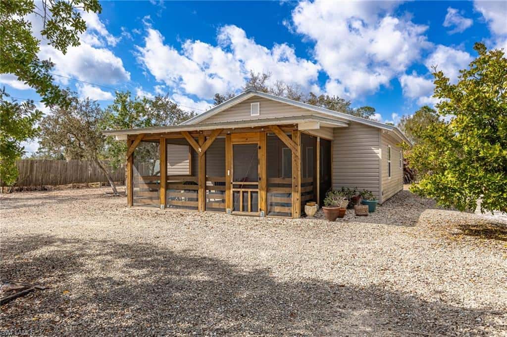 22800 River Rd, Alva, photo 36