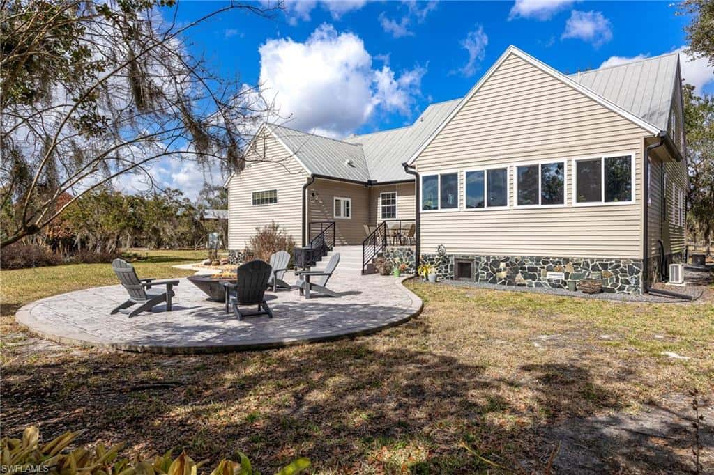 22800 River Rd, Alva, photo 32