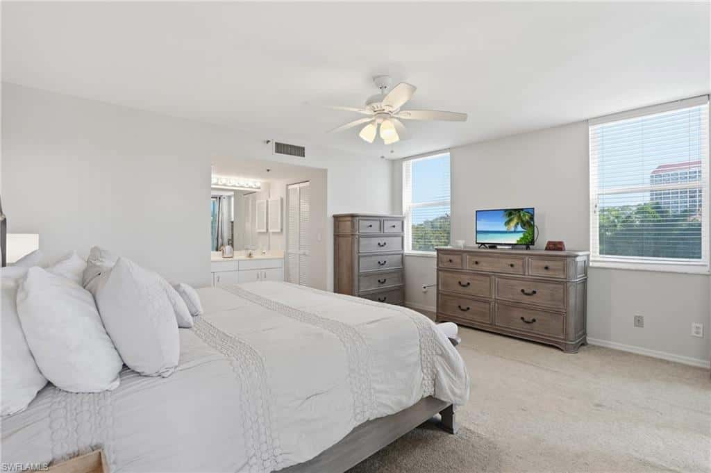5550 Heron Point Dr #304, Naples, photo 17