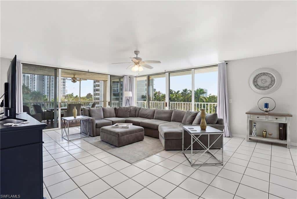 5550 Heron Point Dr #304, Naples, photo 5