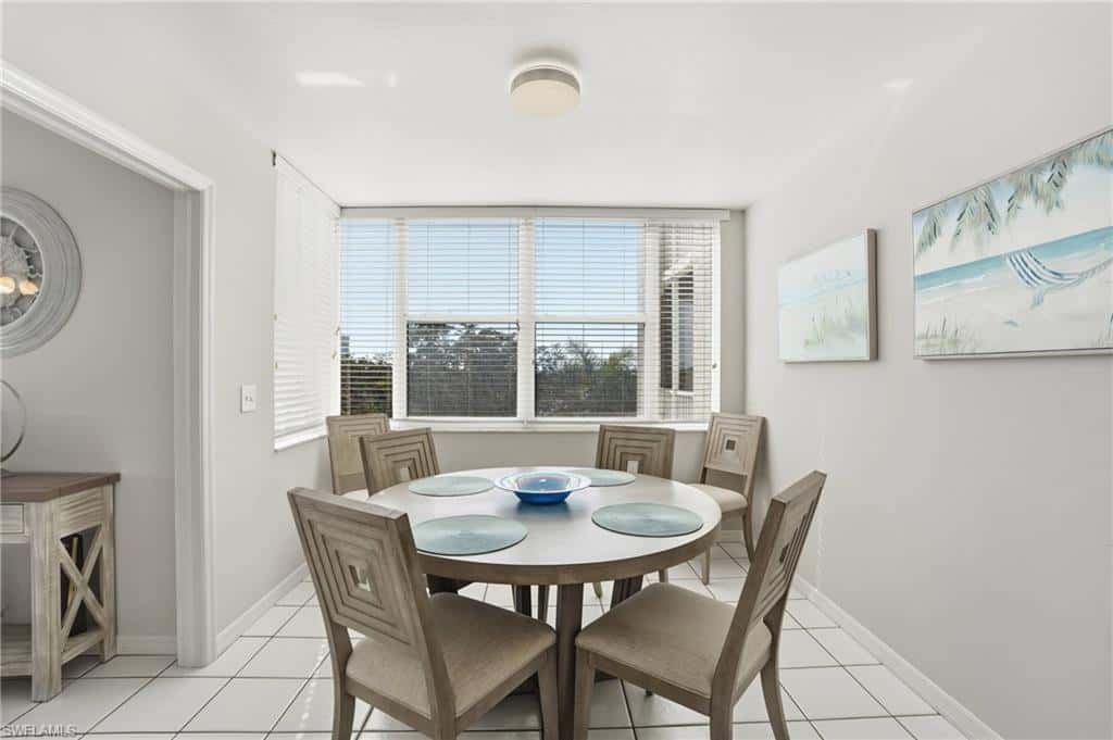 5550 Heron Point Dr #304, Naples, photo 10