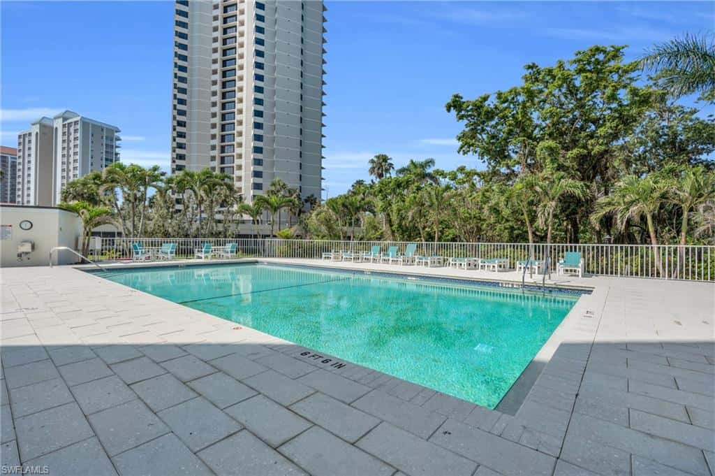5550 Heron Point Dr #304, Naples, photo 31