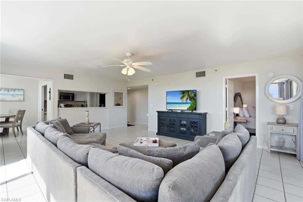 5550 Heron Point Dr #304, Naples, photo 8