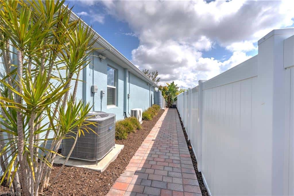2501 20th Pl, Cape Coral, photo 41