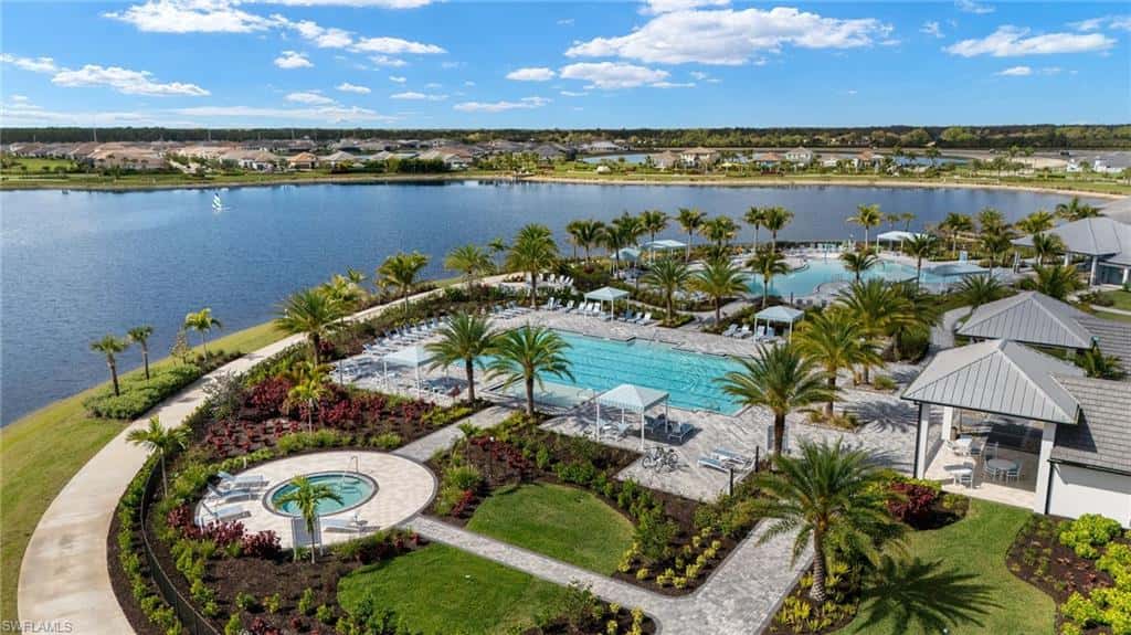 4653 Centaurus Cir, Naples, photo 35