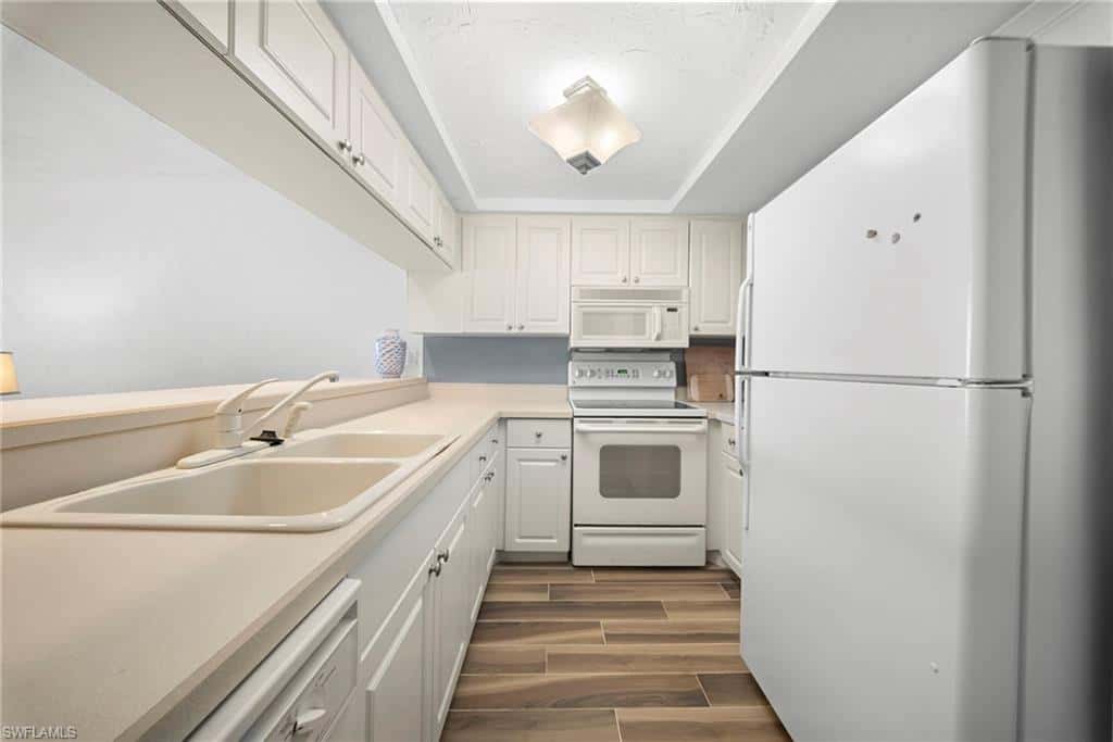 25820 Hickory Blvd #402, Bonita Springs, photo 11