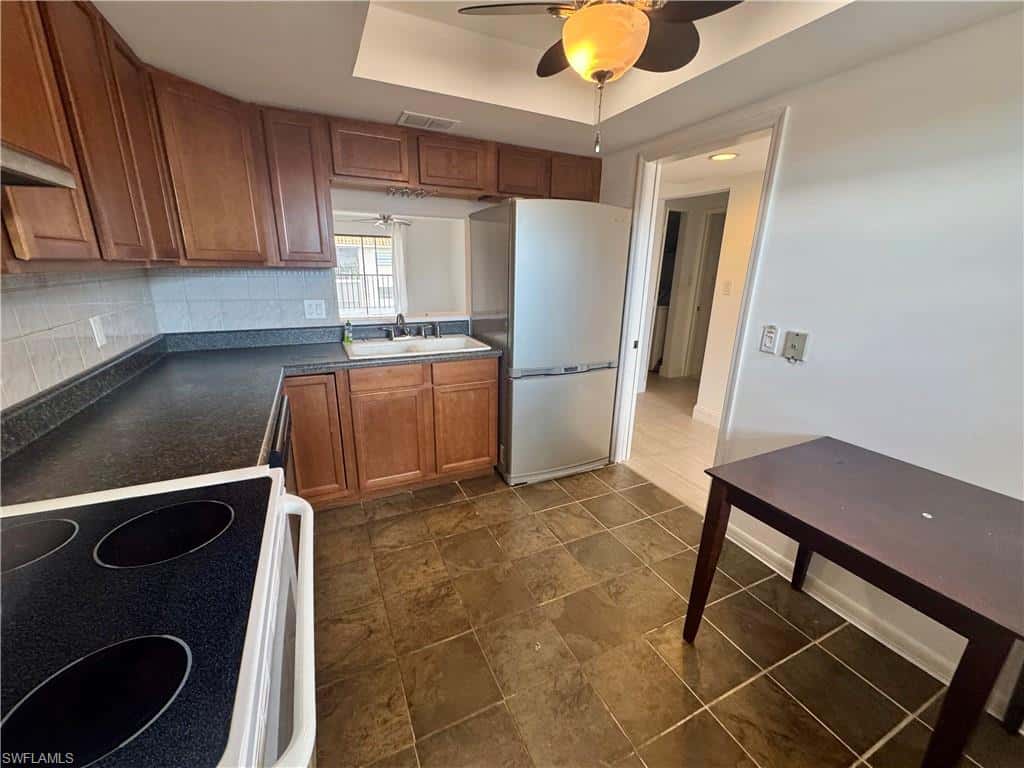 9395 Pennsylvania Ave #37, Bonita Springs, photo 4