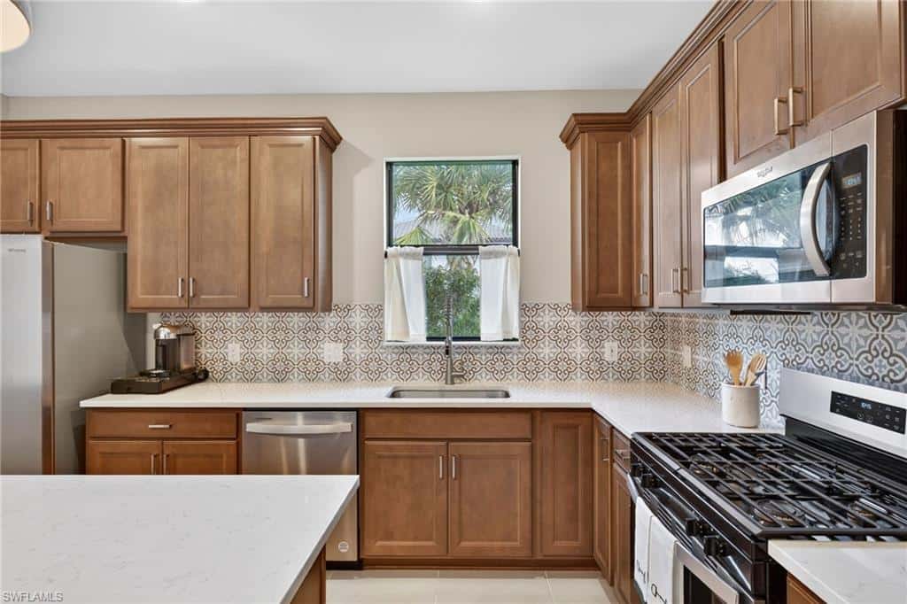 20548 Pebble Glen Dr, Estero, photo 17