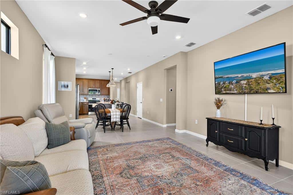 20548 Pebble Glen Dr, Estero, photo 10