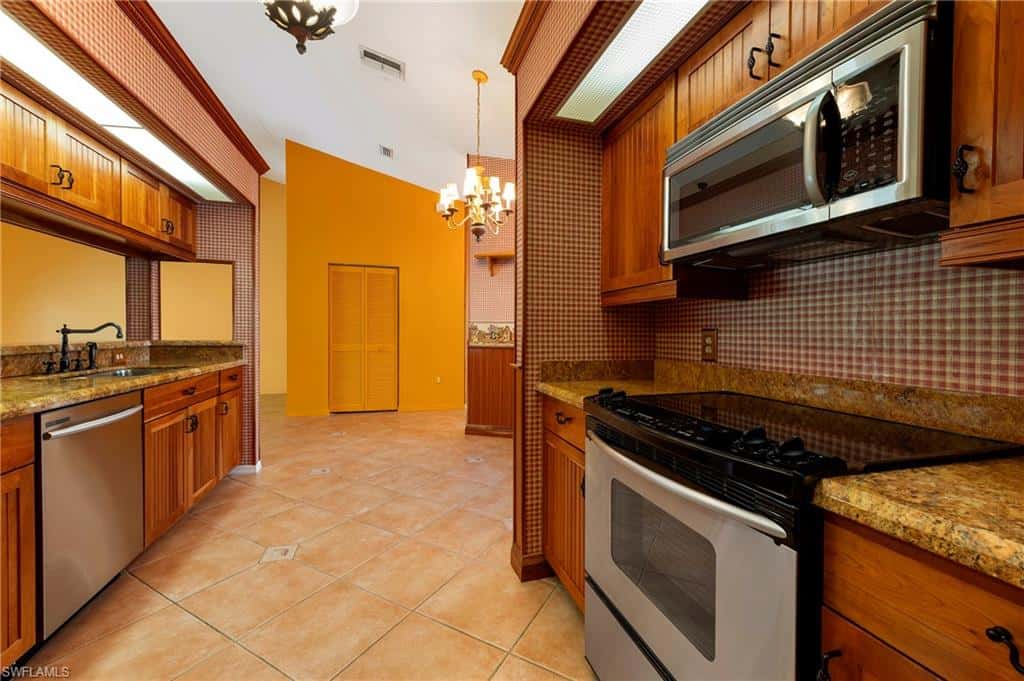 25151 Fairway Dunes Ct, Bonita Springs, photo 4