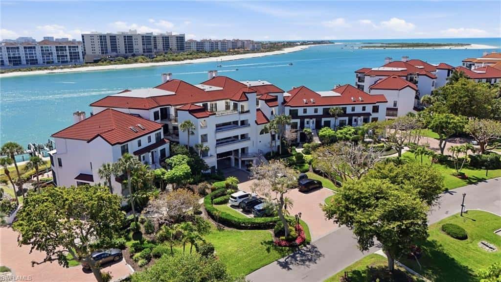 309 La Peninsula Blvd #309, Naples, photo 4