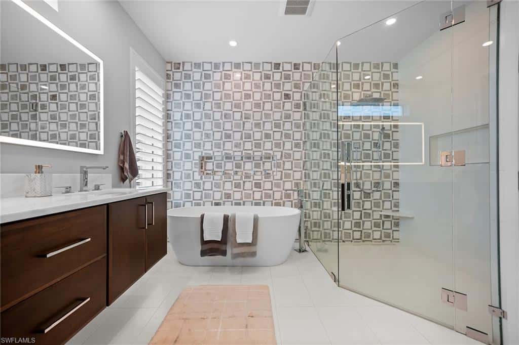 7963 Grand Bay Dr #11, Naples, photo 17