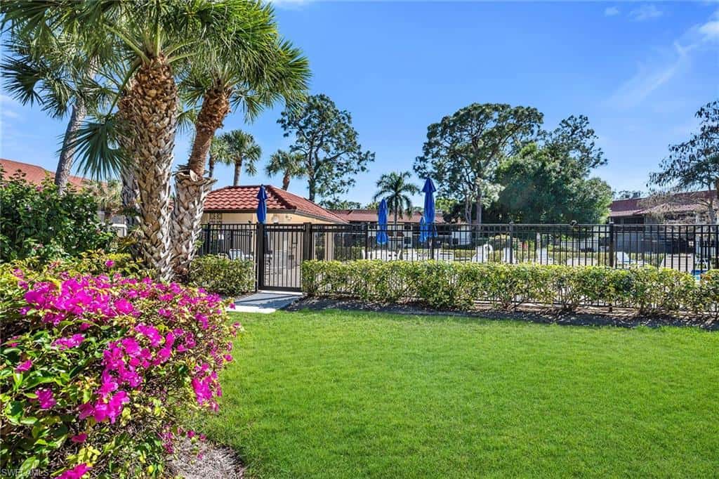 4955 Pepper Cir #b106, Naples, photo 32