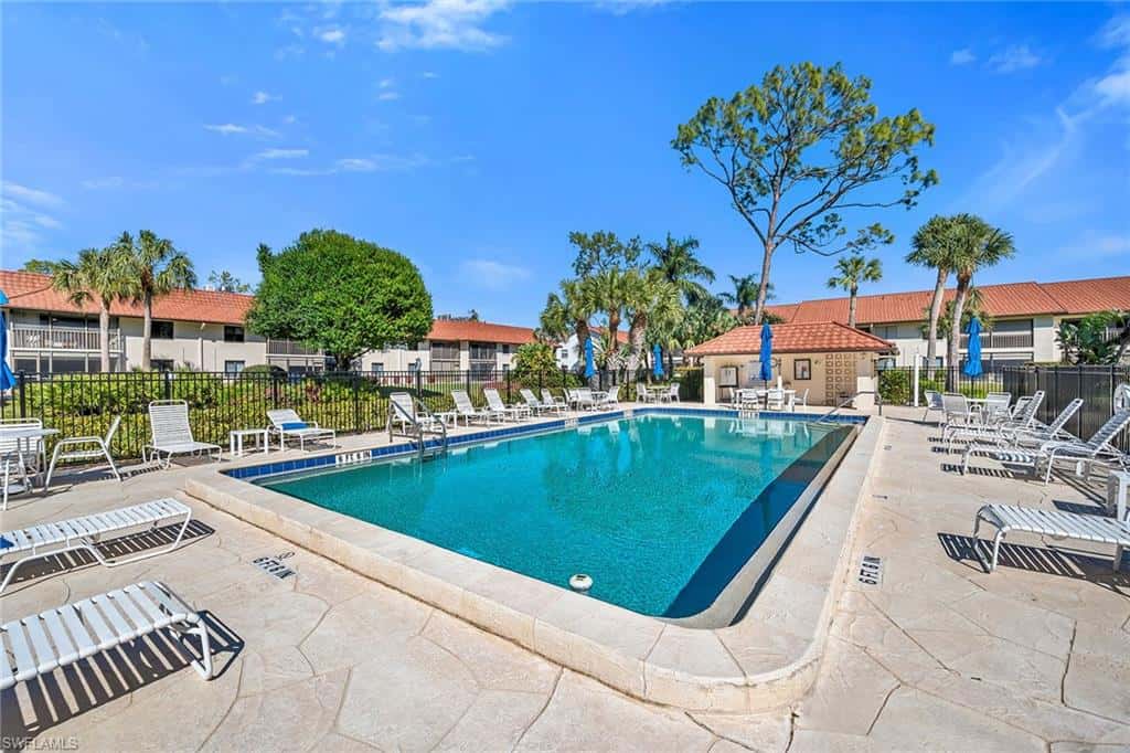 4955 Pepper Cir #b106, Naples, photo 34