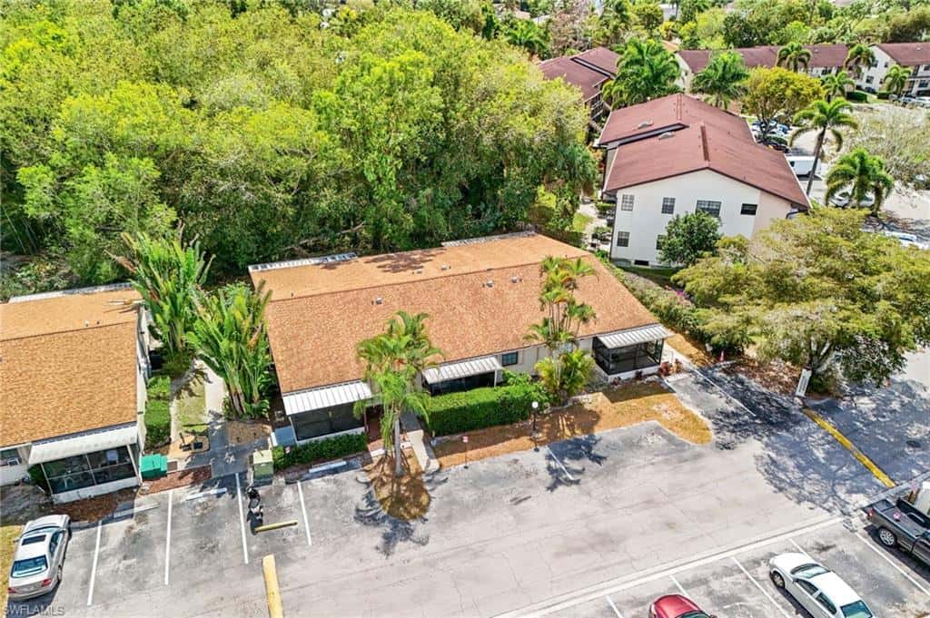 5320 Treetops Dr #i, Naples, photo 12