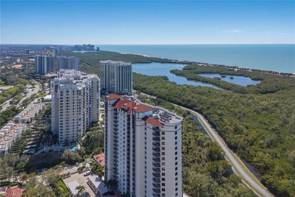7225 Pelican Bay Blvd #305, Naples, photo 27