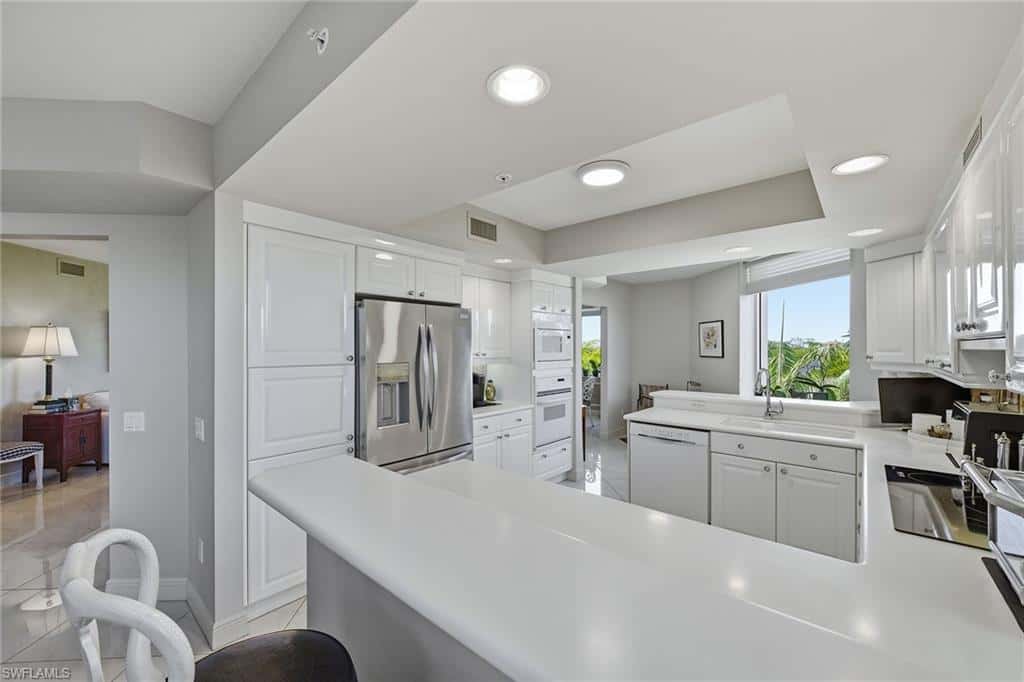 7225 Pelican Bay Blvd #305, Naples, photo 10