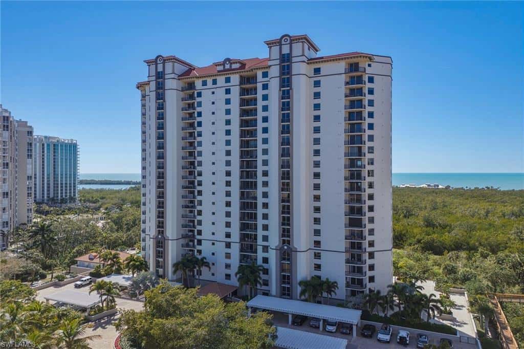 7225 Pelican Bay Blvd #305, Naples, photo 31