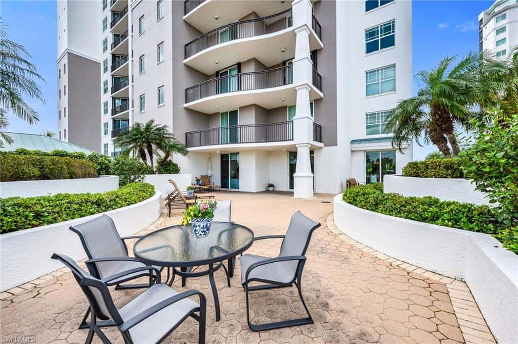 455 Cove Tower Dr #304, Naples, photo 22