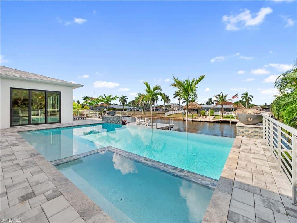 1021 Lucerne Ave, Cape Coral, photo 6
