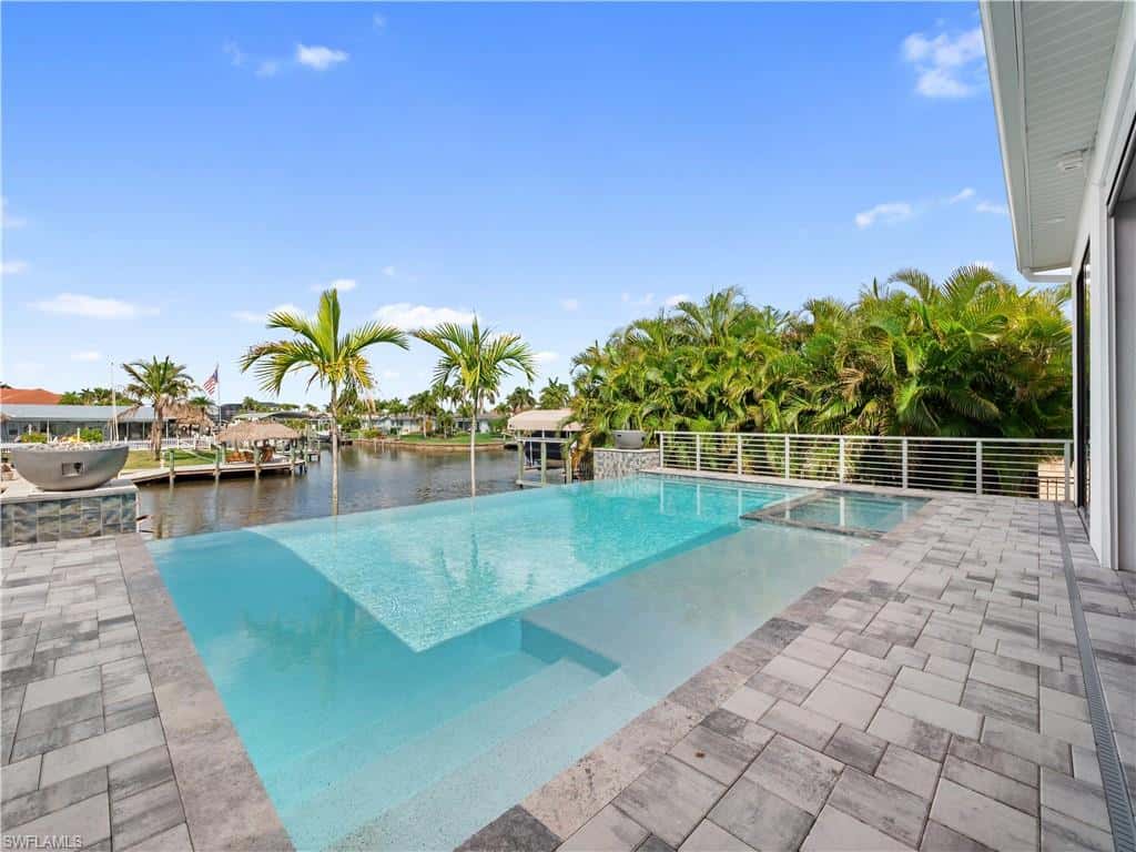 1021 Lucerne Ave, Cape Coral, photo 14