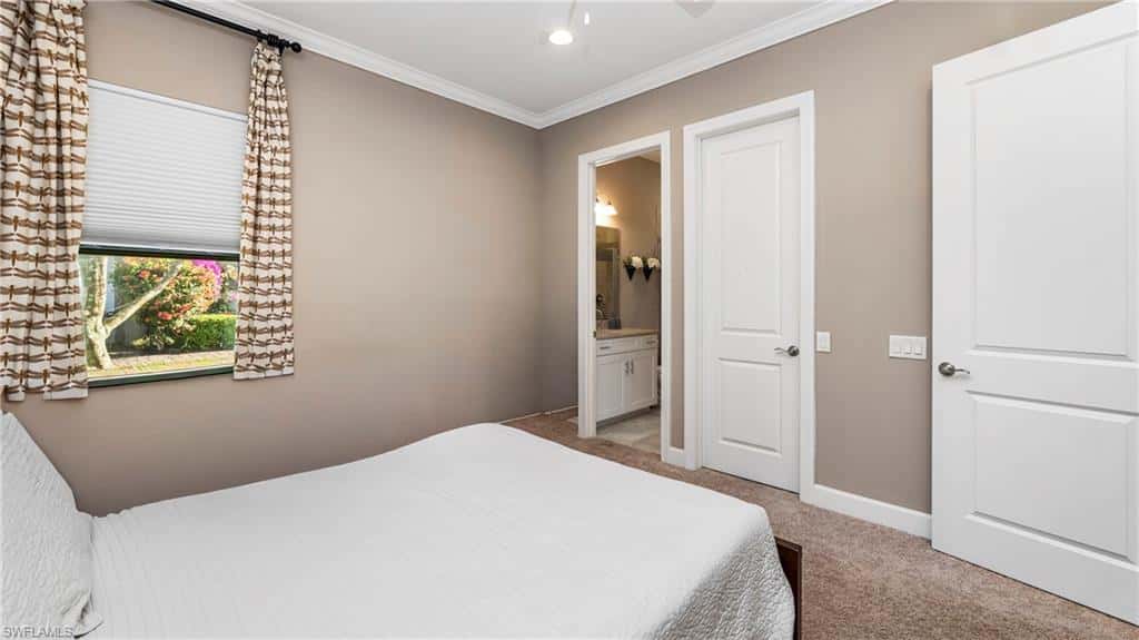 8591 Maggiore Ct, Naples, photo 38