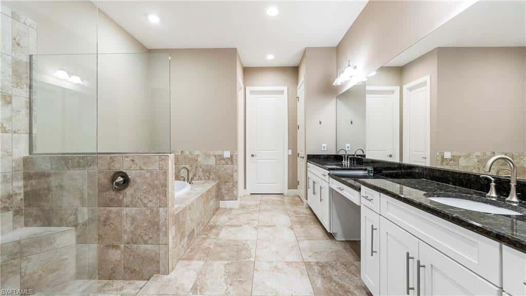 8591 Maggiore Ct, Naples, photo 31